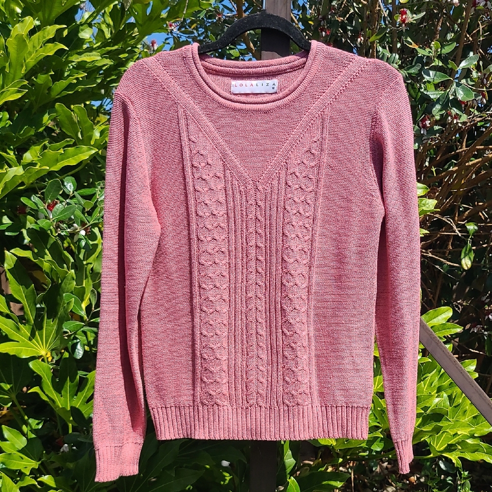 Dusty Pink Crew Neck Cable Knit Sweater